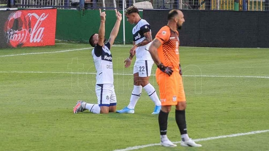 Gimnasia, en partido con fallo polmico, venci a Talleres en La Plata