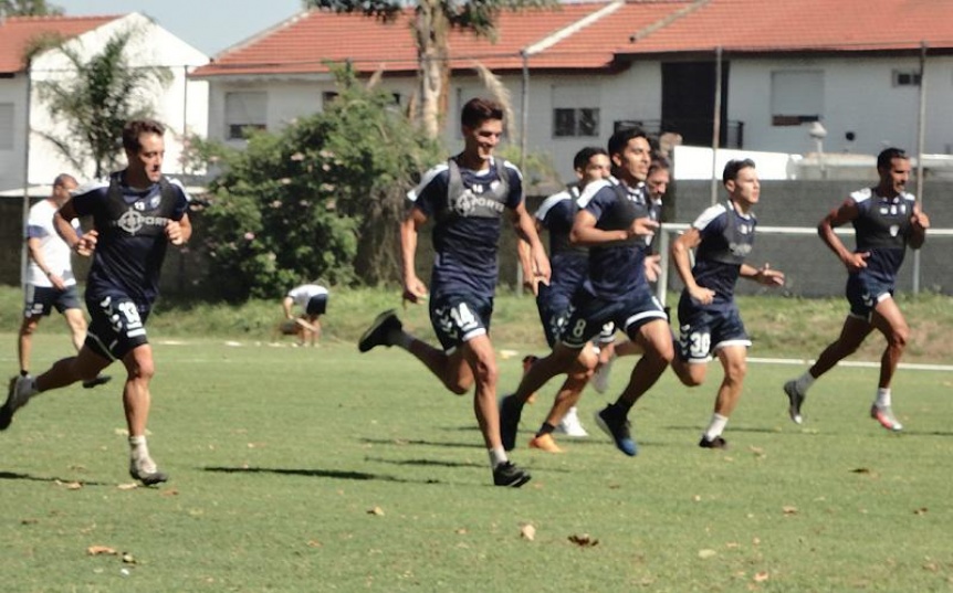 El plantel vuelve al trabajo con una semana larga para corregir errores