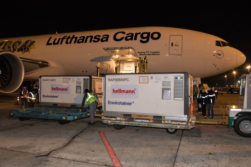 Arribó desde China el vuelo de Lufthansa con 244.800 dosis ...