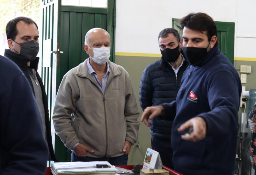 En Berazategui, Grindetti visit una pyme y se reuni con dirigentes PRO