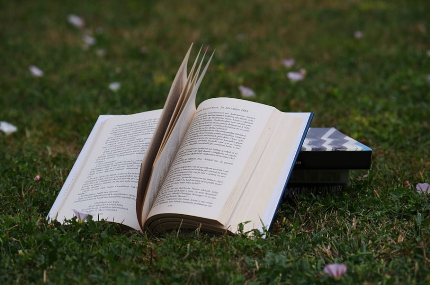 Lans realiza hoy el primer encuentro bookstragrammer