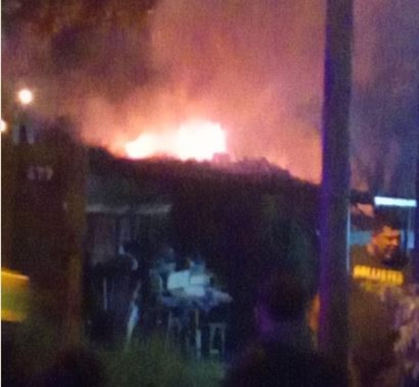 Incendio en Quilmes Oeste de una casa de familia con importantes daos