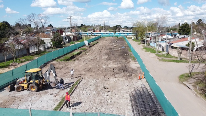 Empez la construccin del paso bajo a nivel del Camino del Touring Club