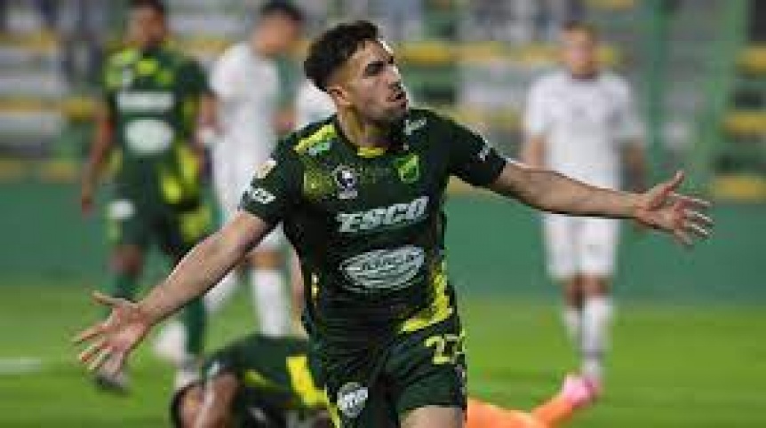 Defensa gole a Talleres y River qued como nico puntero