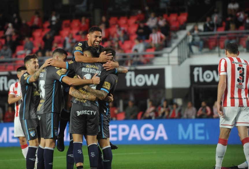 Estudiantes, sobre la hora, le empat a Atltico Tucumn