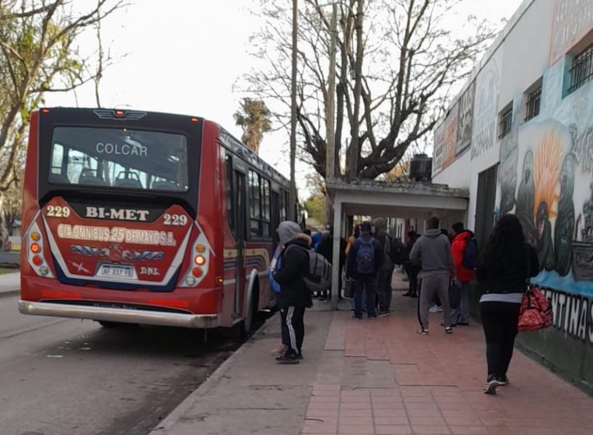 Por un robo a un chofer de colectivos reducen el recorrido del 278