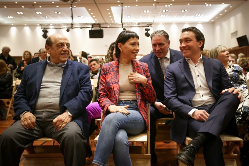 Gran celebracin en el Da del Abogado en Quilmes con Mayra Mendoza, Mussi y Watson