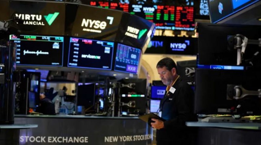 Tras la aprobacin de Ley Bases suben hasta 8% las acciones argentinas en Wall Street