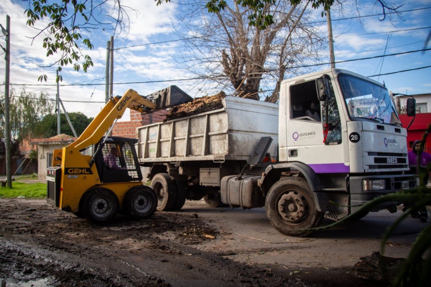 El Municipio realiz un nuevo operativo de limpieza en la zona Oeste de Quilmes