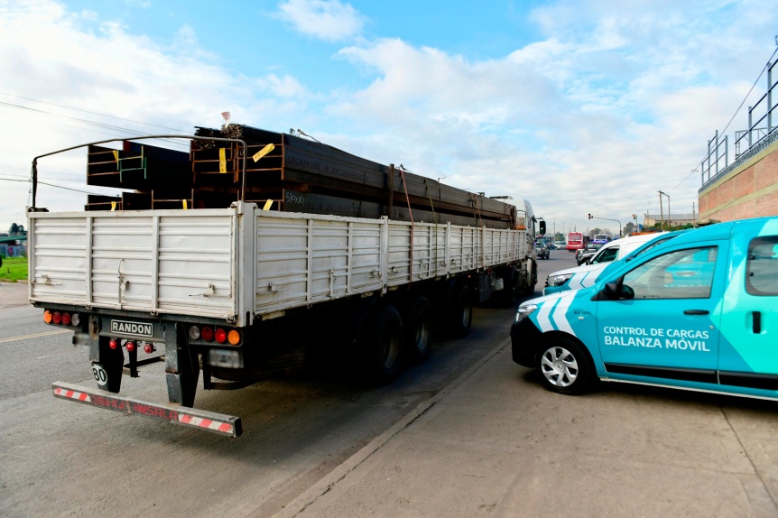 Quilmes: Provincia sac de las rutas camiones con ms de 16 toneladas de exceso en carga