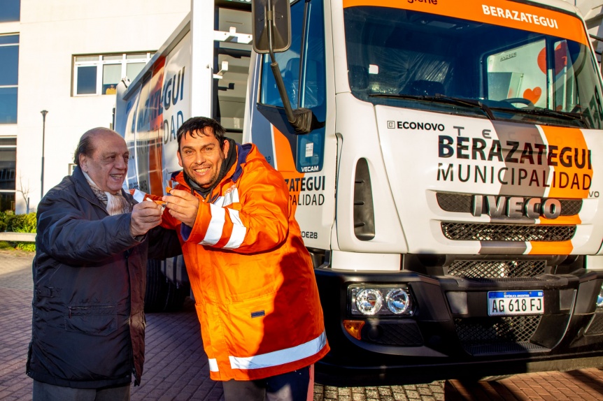 Berazategui: Nuevos camiones de recoleccin de residuos para la flota municipal