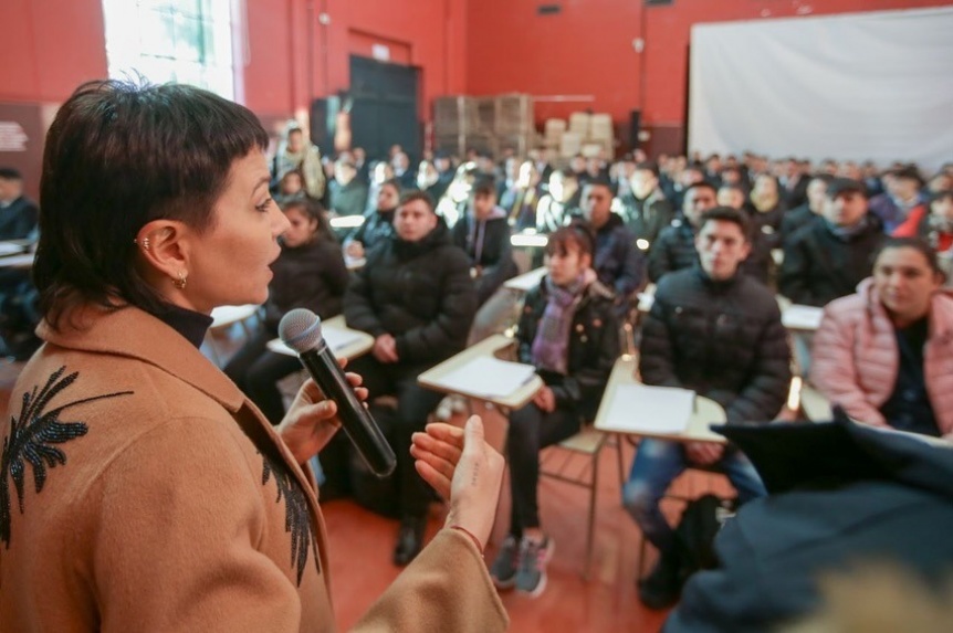 Mayra Mendoza les dio la bienvenida a los postulantes quilmeos del programa Sumate a la Fuerza