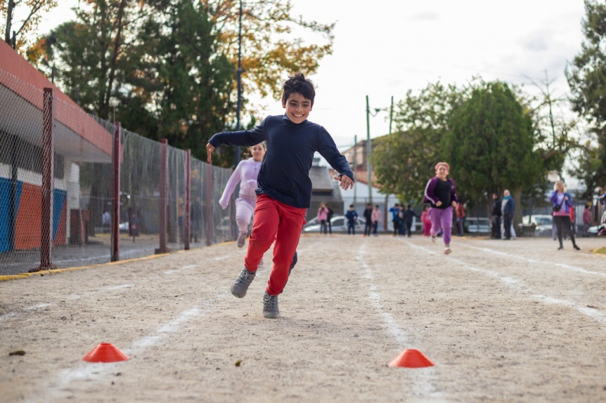 Actividades deportivas para infancias durante las vacaciones de invierno en Lans