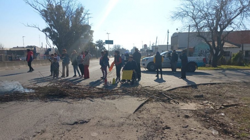 Protestas en Florencio Varela y Solano con piquetes en las rutas por falta de suministro elctrico