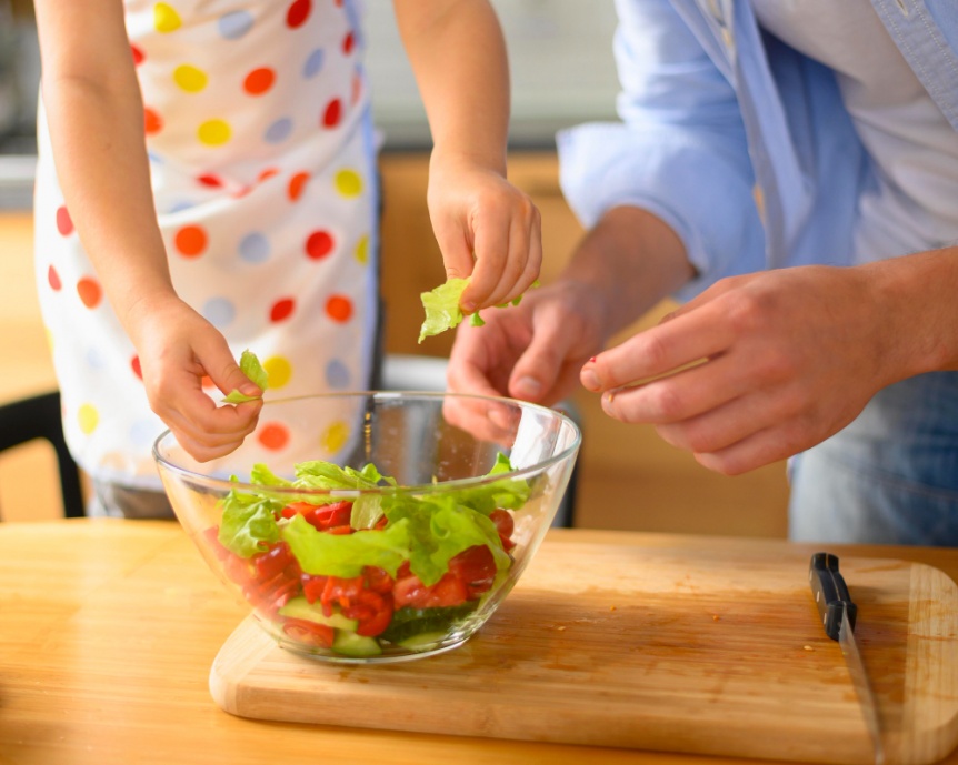 Vacaciones de invierno: Cmo mantener activos los hbitos alimentarios saludables en nios y adolescentes?