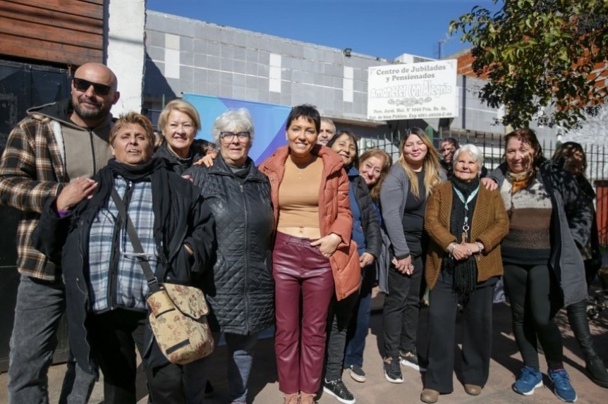 Mayra Mendoza recorri una nueva jornada del operativo Quilmes Cerca en Quilmes Oeste