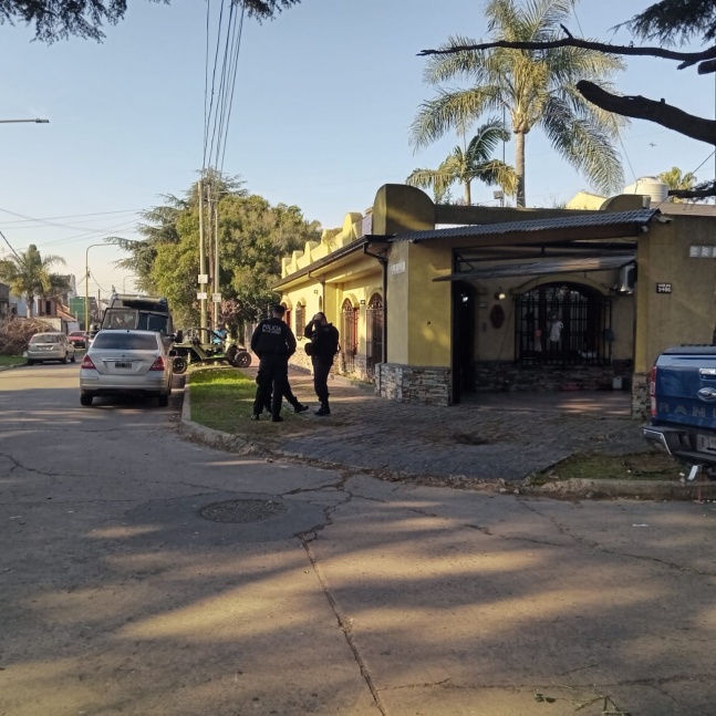 VIDEO | Sorpresa en Barrio Parque Calchaqu por la presencia de helicpteros en la madrugada