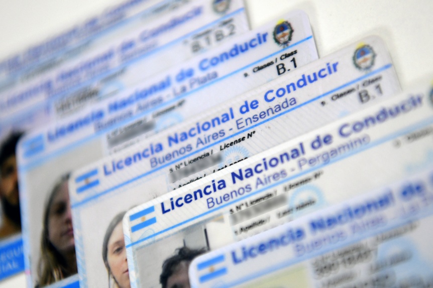 La Provincia extendi el permiso para circular con licencias digitales por la falta de insumos