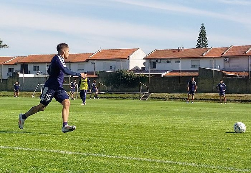 Trabajos tcticos en el campo auxiliar sin la presencia de Adn ni Ferreira