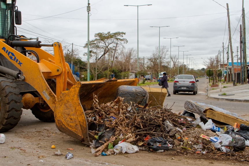 La Comuna de Berazategui realiz un nuevo operativo de limpieza en Pltanos