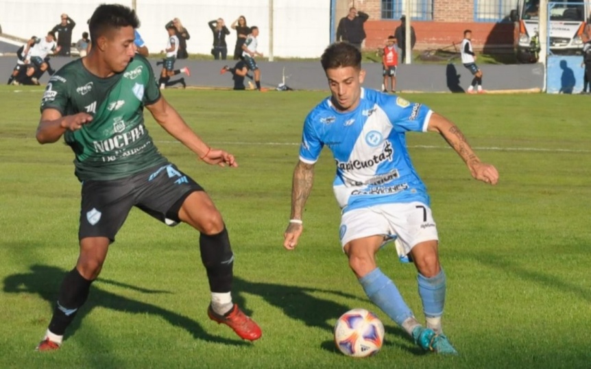 Argentino de Quilmes se trajo un punto de su visita a Villa San Carlos