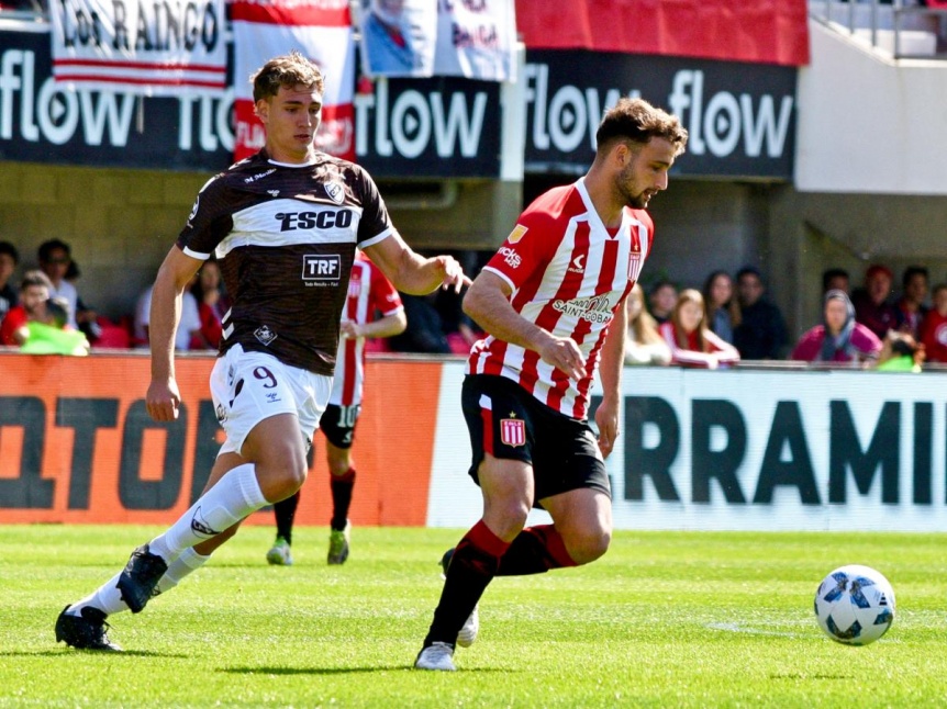 Con polmica por un gol anulado, Estudiantes empat con Platense