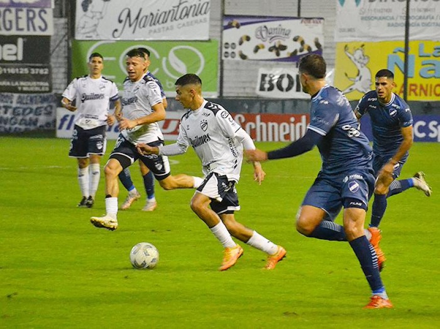 Quilmes busca arrebatarle el tercer puesto a Gimnasia de Jujuy