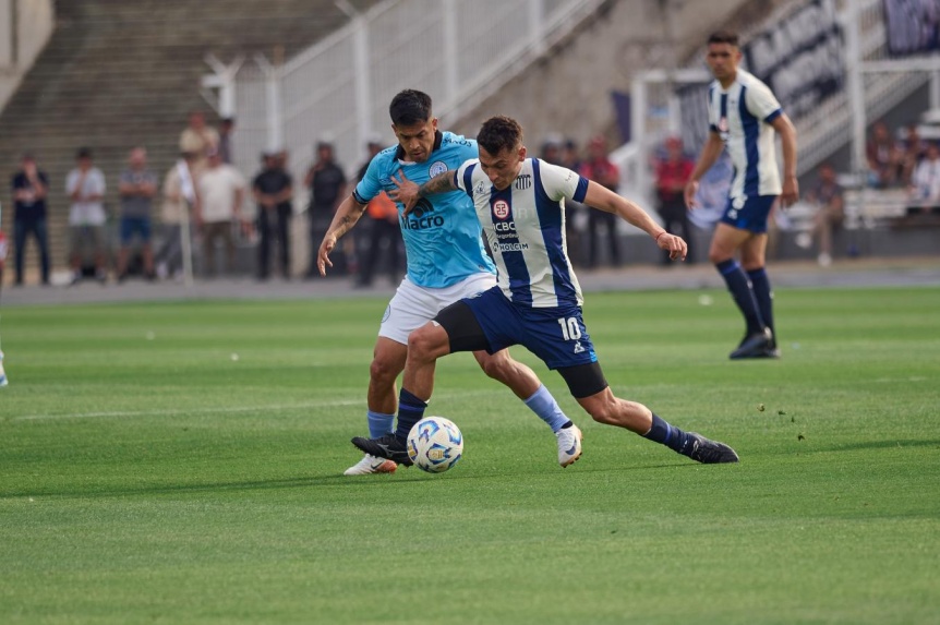 Talleres, con uno ms todo el partido, empat con Belgrano y se aleja de Vlez