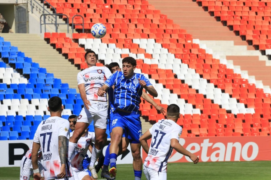 En un final inslito, Godoy Cruz y San Lorenzo empataron en Mendoza