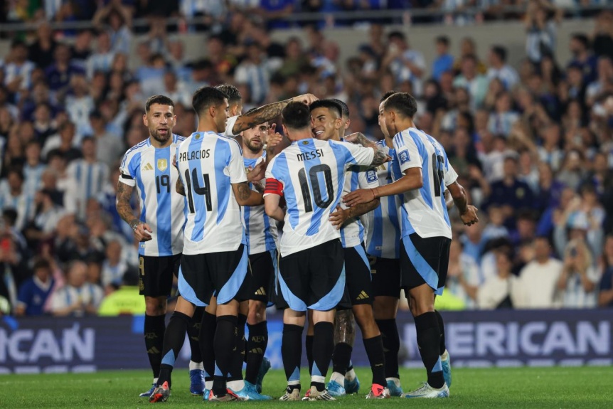 Con un Messi brillante, Argentina gole 6-0 a Bolivia