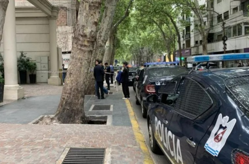 Una chica de 20 aos muri tras caer del piso 14 de un lujoso hotel