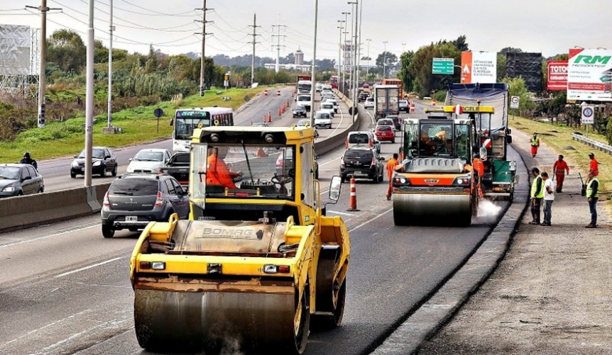 Prevn ampliar la Autopista La Plata-Buenos Aires para evitar congestiones en hora pico