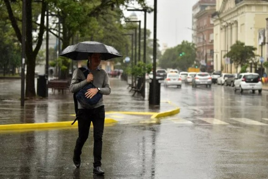 Este mircoles: Lluvias fuertes con alerta naranja en el AMBA