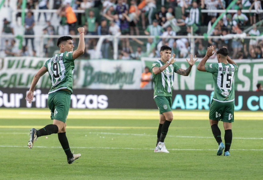 El Racing versin torneo local no lo aguant y perdi con Banfield