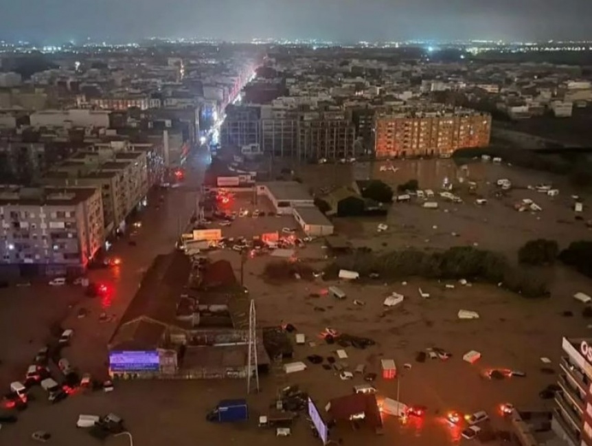 VIDEO | Ascienden a ms de 60 los muertos por devastadoras inundaciones en Valencia