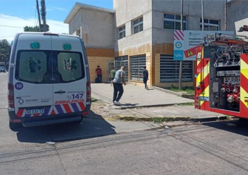 Un adolescente arroj gas pimienta en un aula de la Tcnica 1: Unos 15 alumnos afectados