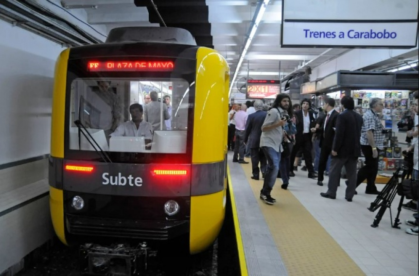 Un pasajero de la lnea A de subte se descompens y falleci