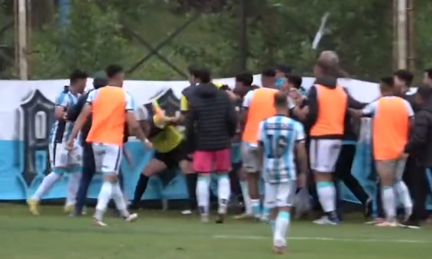 Jugadores de Argentino de Merlo atacaron y golpearon a un juez de lnea