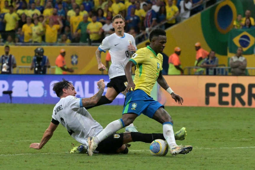 Brasil y Uruguay igualaron 1-1 en un duelo picante y atractivo