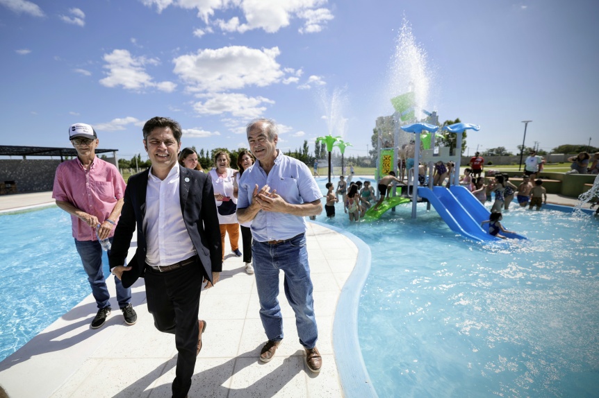 Kicillof inaugur piscinas infantiles en el Complejo Termal de Tapalqu