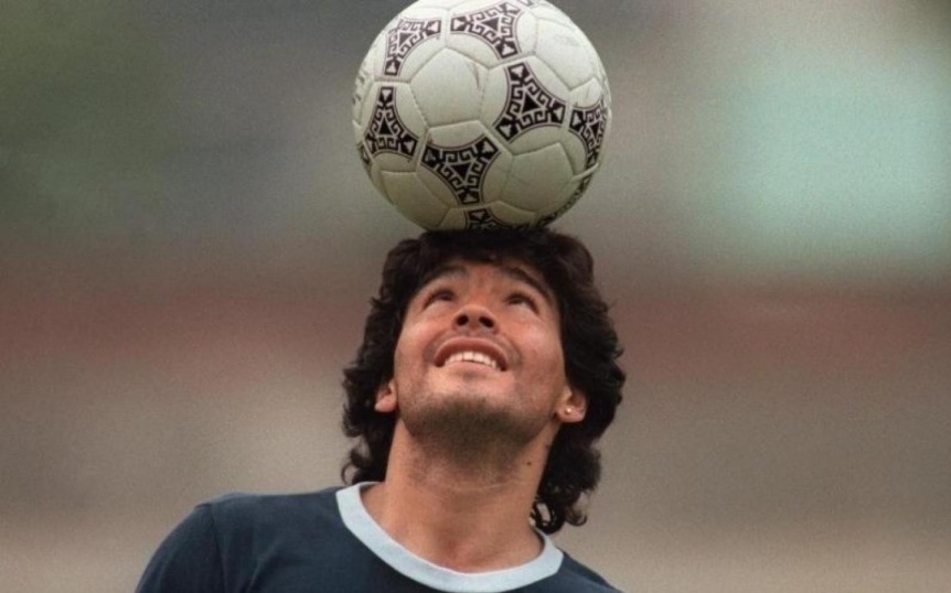 Se cumplen cuatro aos del paso a la inmortalidad de Diego Maradona