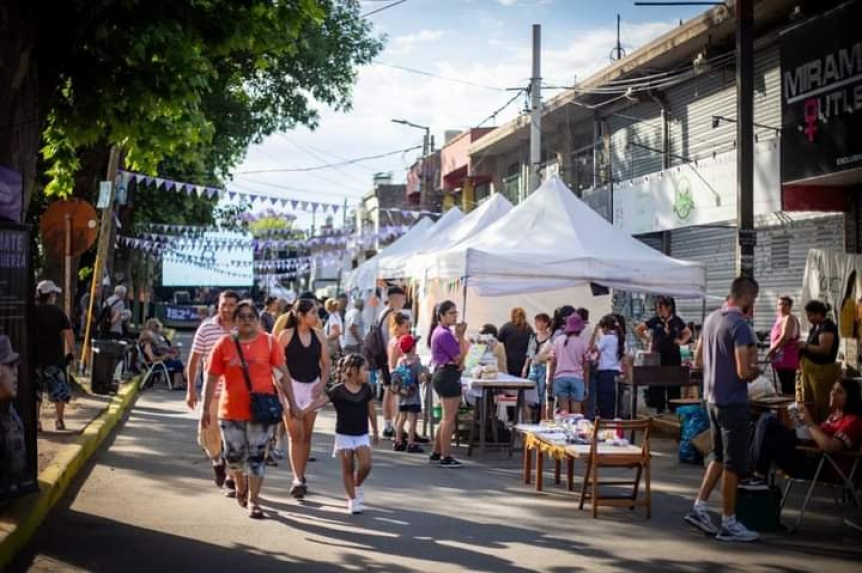 Gran jornada de festejos por el 152 aniversario de Ezpeleta con desfile, shows y gastronoma