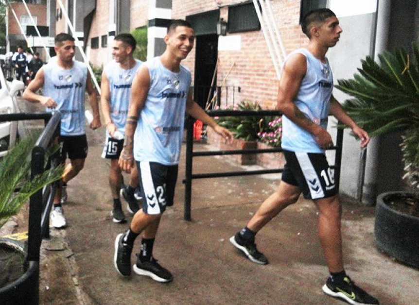 El plantel se estren en el gimnasio con Allende y ya sin Parisi