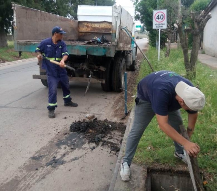 Rige una alerta amarilla por tormentas: El Municipio varelense intensific el saneamiento hidrulico