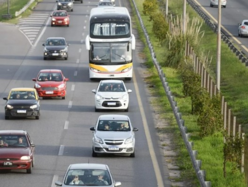 Avanzan los preliminares para repavimentar parte de la Autopista Buenos Aires-La Plata