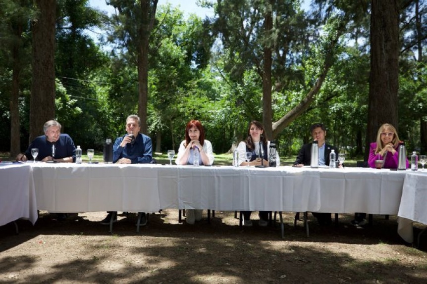 Cristina, Massa, Kicillof y Mximo encabezaron un encuentro del PJ en Moreno