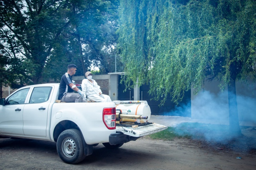 Siguen los operativos de fumigacin contra el dengue en todos los barrios de Quilmes