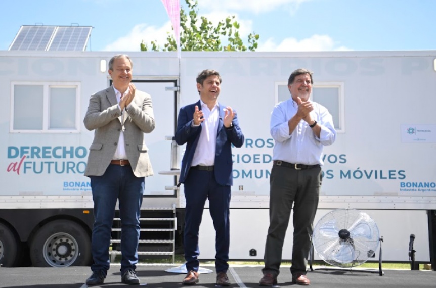 Kicillof y Cascallares recorrieron centros socioeducativos que trabajan en la revinculacin escolar de jvenes