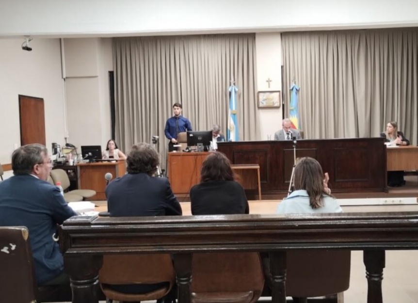 Por unanimidad declararon culpable al padre que lleg a juicio acusado del abuso sexual de su hija