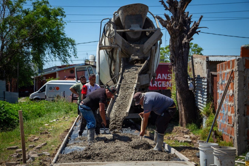 Comenzaron las obras de mejoras en la Plaza ARA San Juan-Paseo de la Lealtad